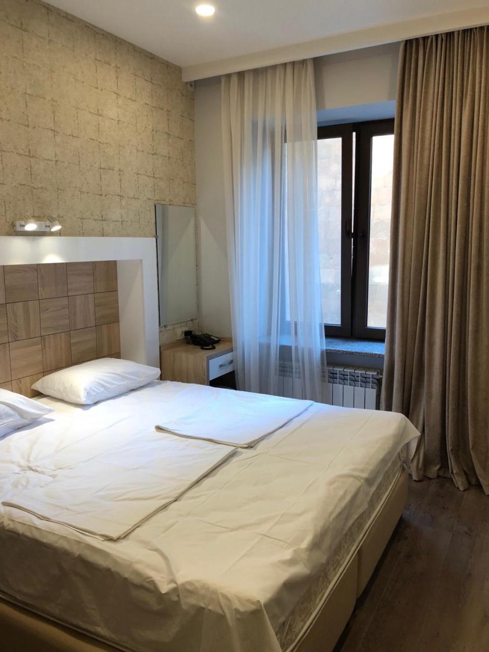 Apartment on Moskovyan 31 Yerevan Bagian luar foto