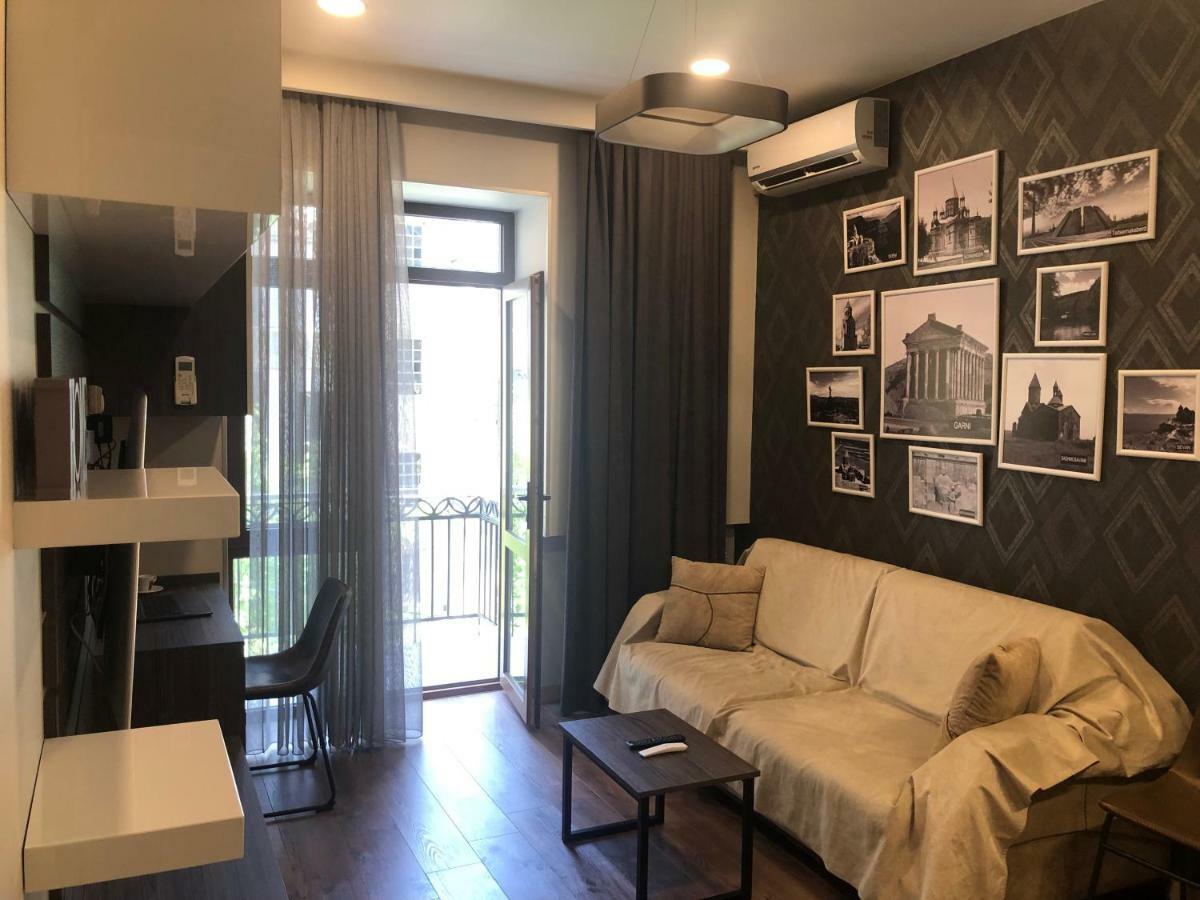 Apartment on Moskovyan 31 Yerevan Bagian luar foto